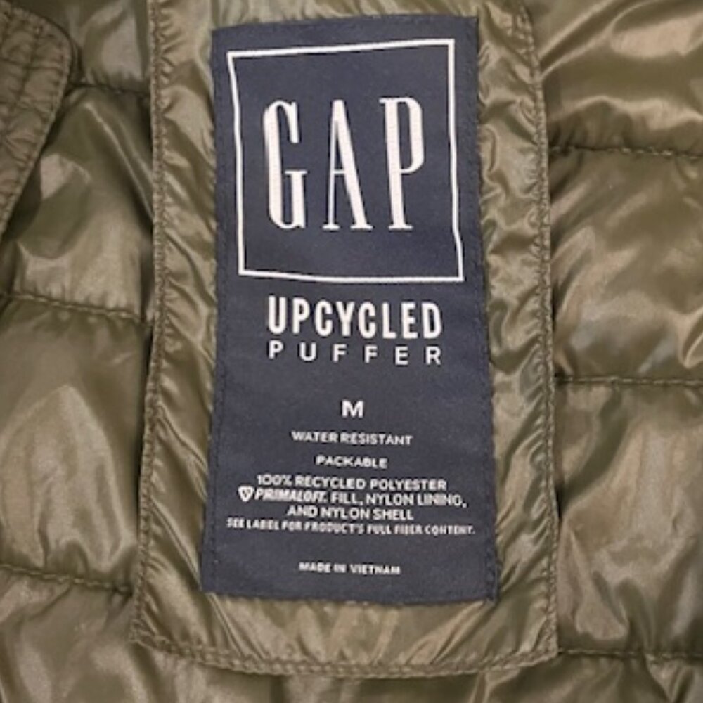 Gap Puffer Jacket, Medium - image 4